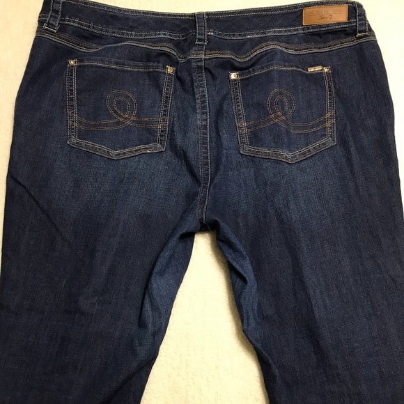 Melissa McCarthy Seven7 Jeans 28 - Picture 5 of 8